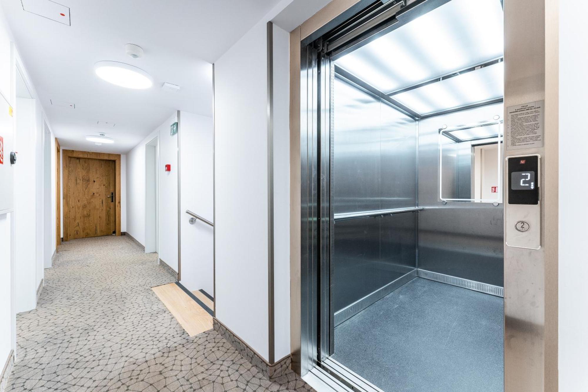 Rezidence Alpina Apartment Spindleruv Mlyn Bagian luar foto